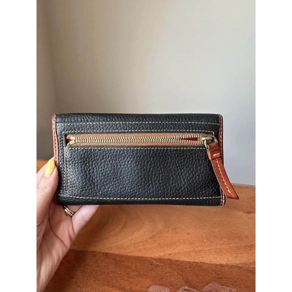 Dooney & Bourke Vintage Black Pebbled Leather Trifold Wallet Preppy Old Money